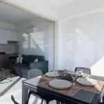 Rosemont & Balcony In * 拉纳卡