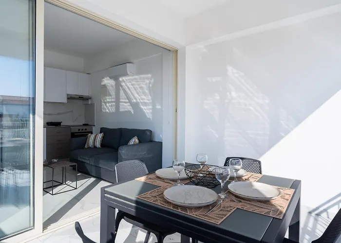 Rosemont & Balcony In * Larnaka